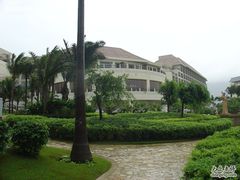 主楼远眺-大堂酒廊·亚龙湾万豪度假酒店