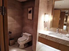 -上海中航虹桥机场泊悦酒店