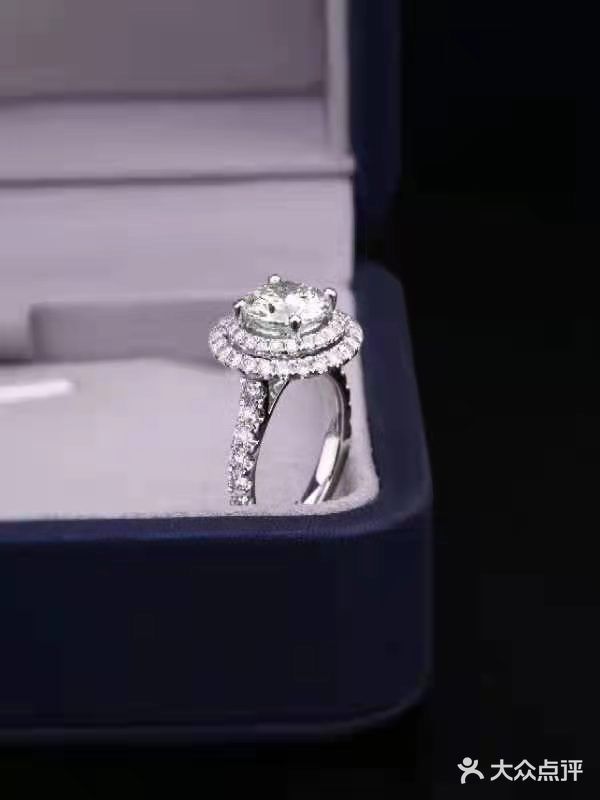 威德钻石-克拉钻大本营(南京东路店)图片