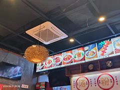 -湘人龙记老长沙米粉(鸟巢店)