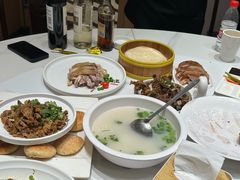 -梅利汴京烤鸭•开封豫菜地标店(东大街店)