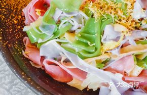Five-color Egg Fried Rice Noodles