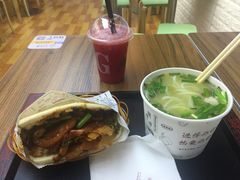 -碗主炭烧米线(交大二村店)