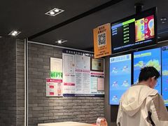 -麦当劳(伟城广场店)