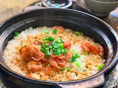 腊味煲仔饭-享润四季椰子鸡音乐主题餐厅(石狮德辉店)