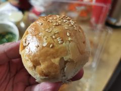 -白玉兰食品甜凤店(合生汇店)