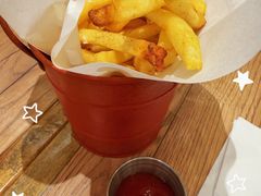 -玛格萝妮比萨屋(四平店)
