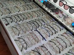 -华彬眼镜专业渐进配镜(潘家园店)