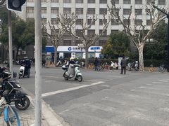 -中国建设银行(上海黄金城道支行)