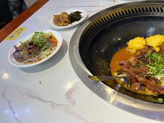 -雪乡人家东北菜·铁锅炖一切(高斯路店)