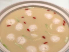 砂锅鱼丸汤（胖头鱼二吃）-湖锦酒楼(八一路店)