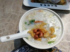 艇仔粥-荔银肠粉(广州天河华利路店)