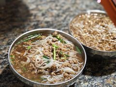 -正宗杨记普洱酸醋米线(总店)