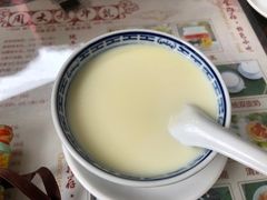 -周大娘牛乳(旧寨古村总店)