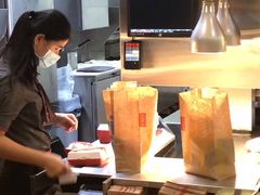 -麦当劳(海岸城店)