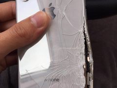 -Apple零售店(华贸购物中心店)