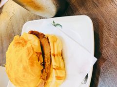 猪扒包-新记美食(关闸店)