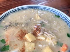 -亚忠小吃店(曾厝垵店)