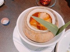 椰子炖鸡盅-广州文华东方酒店·江-由辉师傅主理