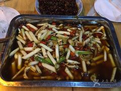 -邱金小炒·30 年盐帮江湖菜(自贡店)
