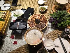 -慢丽江·云南野生菌土鸡锅(付家庄店)