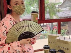 -霸王茶姬(南强街店)