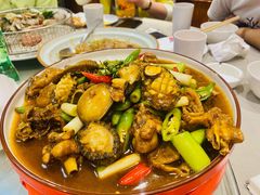 渔村鲍鱼炒鸡-小船渔村•大连菜•大连焖鱼(明泽街店)