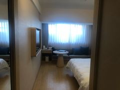 -全季酒店(大连星海公园店)