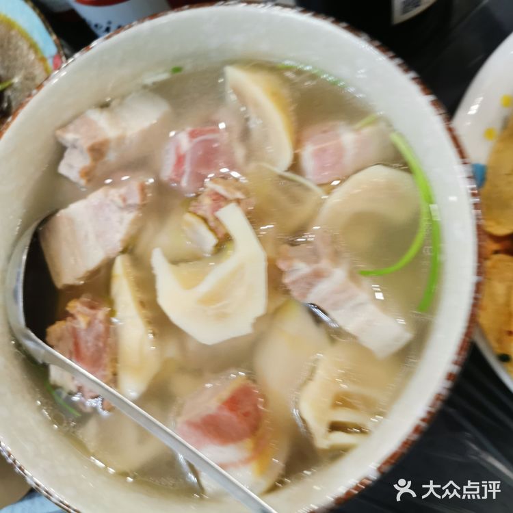 最后这个就是上海人熟知的腌多鲜，鲜的眉毛掉下来