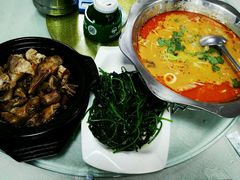 -鑫悦楼煎蟹·16年海鲜大排档