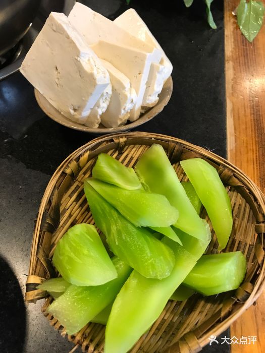 板桥十八梯老火锅(解放碑直营店)莴笋头图片 - 第1张