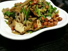 -刘胖子家常菜·蹄花焖藕(中央花园店)