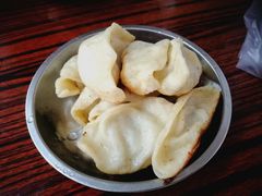 -黄阿姨锅贴大王(万航渡路店)