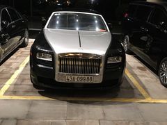 -岘港皇冠假日酒店