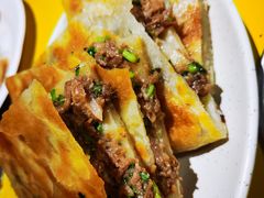 饼夹肉-老红桥炸灌肠牛肚锅烧烤(定福庄店)
