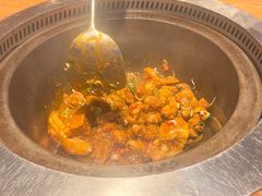 -山河屯铁锅炖·非遗东北菜(南山店)