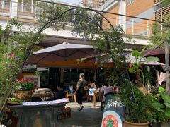 -缘生态云南菜·野生菌庭院餐厅(华侨城店)