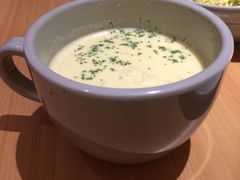 -Lia Cafe Bar Restaurant松山咖啡屋