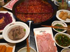 -纸盐河码头火锅(十八梯店)