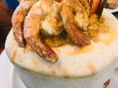 -Chom Cafe and Restaurant