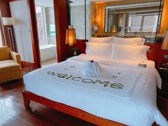 -三亚湾海居铂尔曼度假酒店