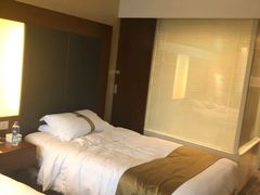 -上海浦东假日酒店