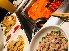 -海底捞火锅鲜切牛肉主题店(长寿路店)