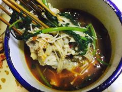 -喝丢一只鞋海鲜烧烤·海肠捞饭(文体街店)