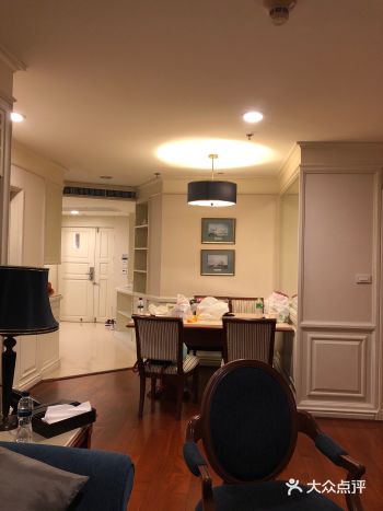 大家记得不要在凉台晾衣服,知道吗!