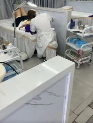 -痘院士祛痘美容皮肤管理