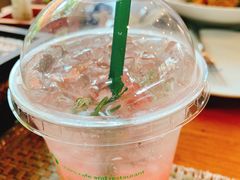 -Chom Cafe and Restaurant