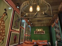 -香巴拉云南餐厅(华莱坞店)