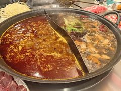 -鹿鸣山草本茶香火锅(园西路店)