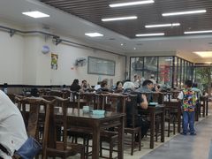 大堂-崇德楼水盆牛羊肉泡馍馆(文艺路店)